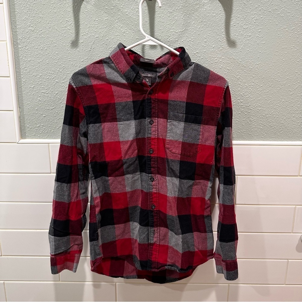 Eddie Bauer | Mens red and gray plaid flannel size small slim fit